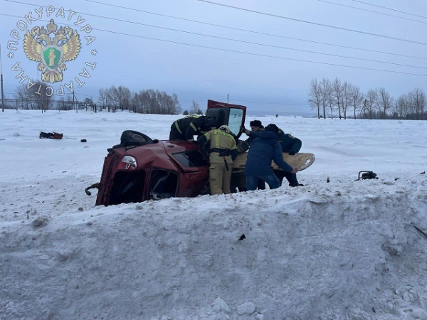 Пассажирка погибла, водитель в тяжелом состоянии: подробности трагедии на М7 в РТ