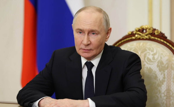 Кремль: Герасимов по&nbsp;телефону доложил Путину о&nbsp;результатах массированного удара по&nbsp;Украине
