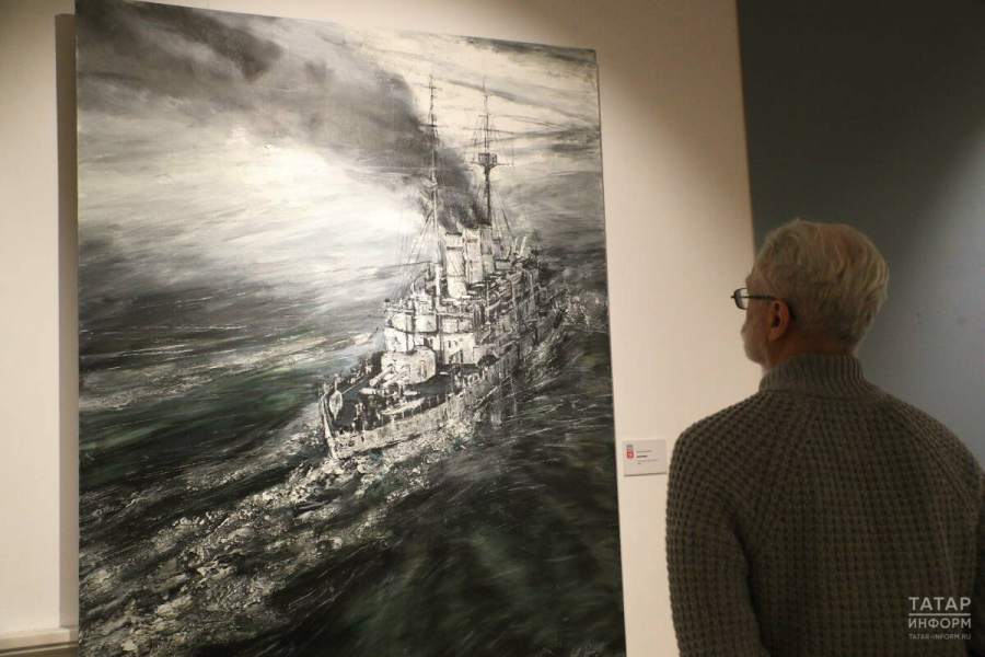 25 художников и &laquo;С нами Бог!&raquo;: в &laquo;Хазинэ&raquo; развернулась выставка Академии художеств