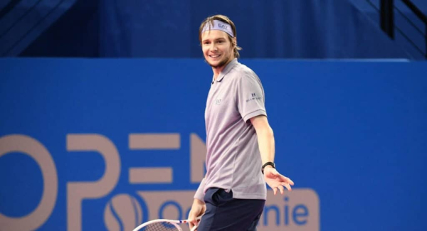 Победив в Ханчжоу, Александр Бублик завоевал четвертый трофей в сезоне