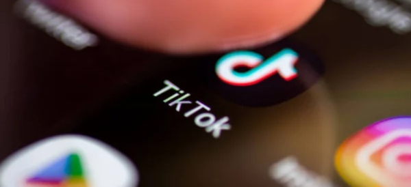 Ограничить TikTok для несовершеннолетних предложили в Казахстане