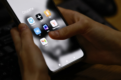 Из Google Play удалили &laquo;Макс&raquo;, VK и другие российские приложения