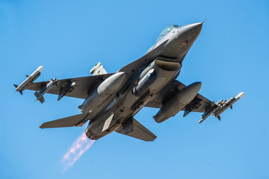 Неловкая ситуация: в Китае высмеяли американские истребители F-35, которые США выпускают без радаров