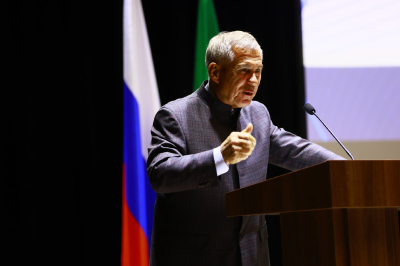 Рустам Минниханов призвал обратить внимание на качество медпомощи