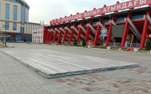 Фонтаны «уходят» в зимнюю спячку