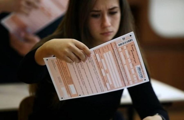 Выпускники Владивостока бьют рекорды по результатам ЕГЭ