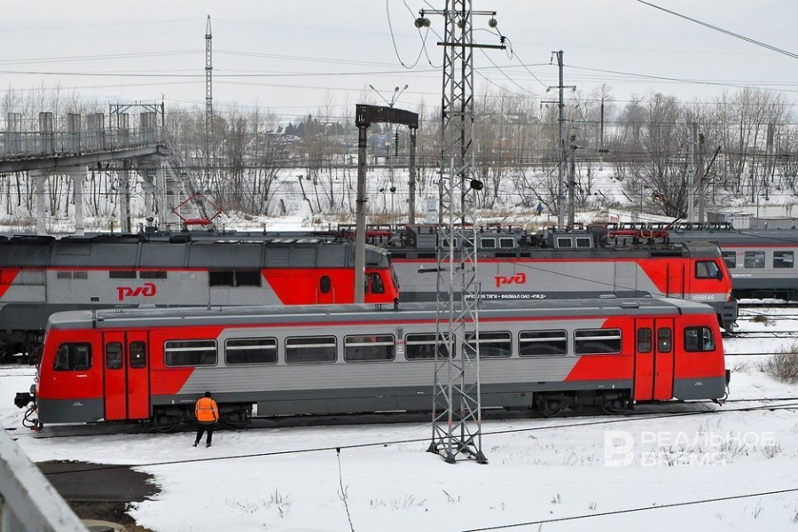 На казанском направлении в Москву массово задерживаются поезда &mdash; задержки на 2,5 часа