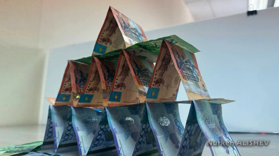 В финансовую пирамиду вложили свыше 56 млн тенге жители ЗКО