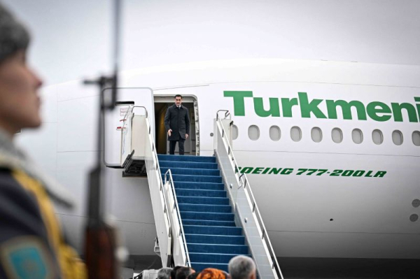 Касым-Жомарт Токаев встретил Президента Туркменистана