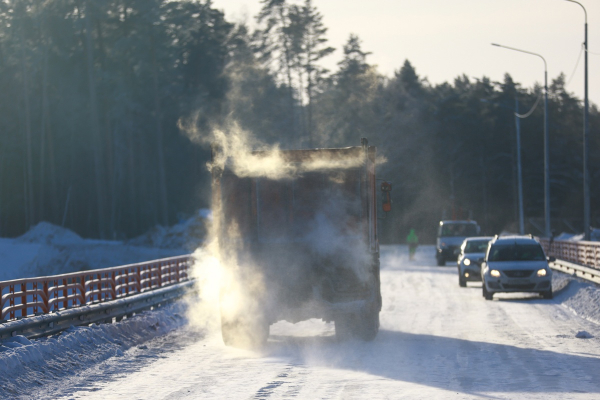 На трассах М‑12 и М‑7 из-за пробок стоят фуры, направляющиеся в Казань