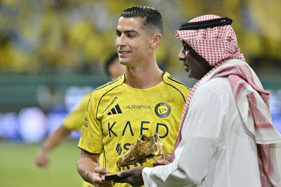 Роналду вручили «Золотую бутсу» от Саудовской Аравии