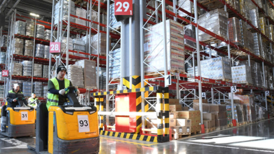 Складской бум в Казани пошёл на спад: ввод упал на 24%, вакансия выросла до 7,5% 22/02/2026 &ndash; Статьи Рынок складской недвижимости Казани в 2025 году: ввод упал на 24%, вакансия выросла до 7,5% | KazanFirst