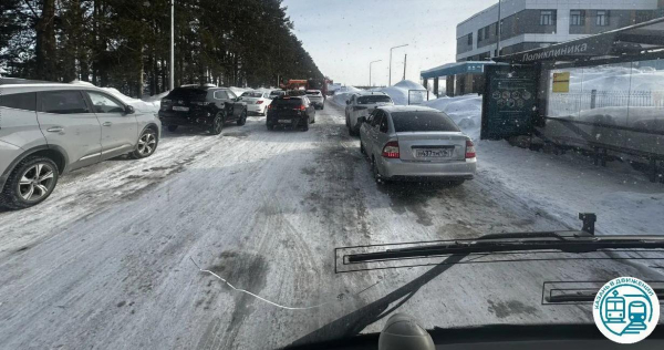 Из-за оставленных машин в Казани сократили маршрут автобуса № 36