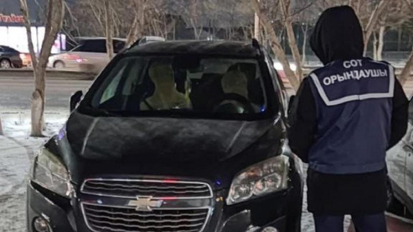 10 автомобилей забрали у должников по алиментам в Астане