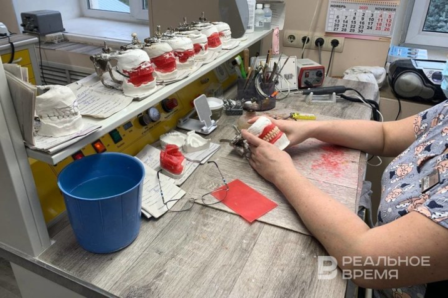 Названа услуга стоматолога, которая подорожала в России сильнее всего за год