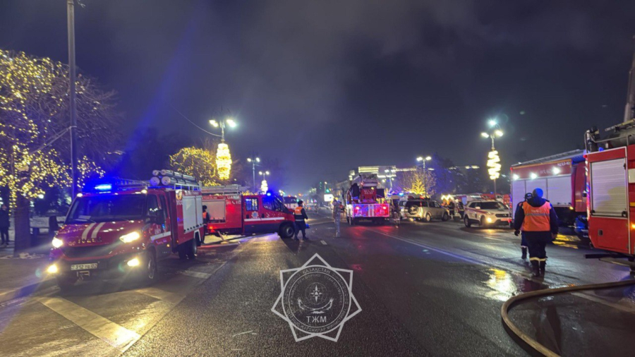 В здании КБТУ в Алматы пожар силами МЧС ликвидирован