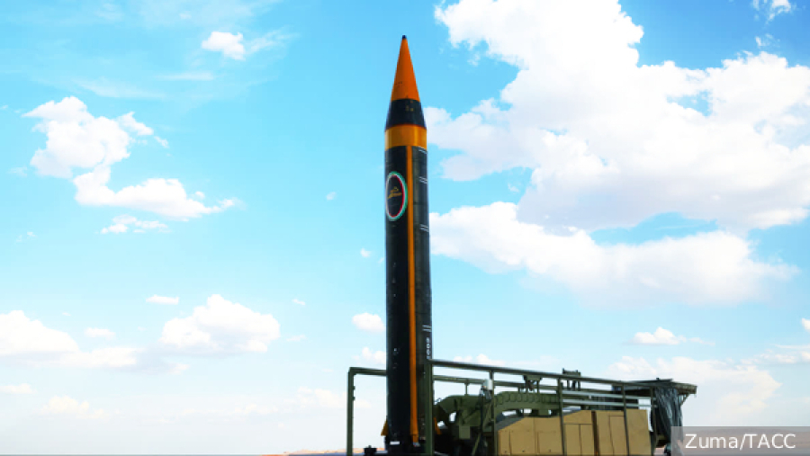 Авианосец USS Abraham Lincoln ушел в Индийский океан после ракетных атак Ирана