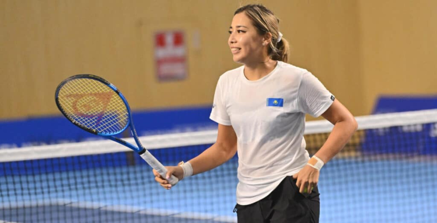 Рыбакина с Путинцевой готовятся к Сhina Open, Дияс в Пекине уже проиграла