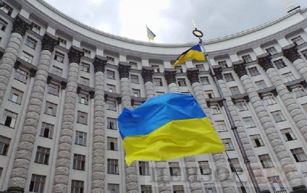 Политолог Бондаренко: руководство Украины всегда боялось федерализации страны