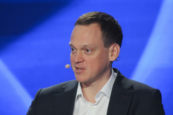 Павел Малков поручил оперативно устранять проблемы с уличным освещением по жалобам жителей