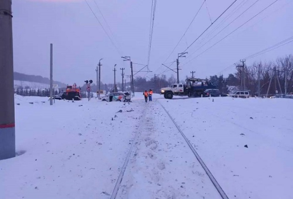 Стали известны подробности ДТП с каршерингом и пассажирским поездом в Казани