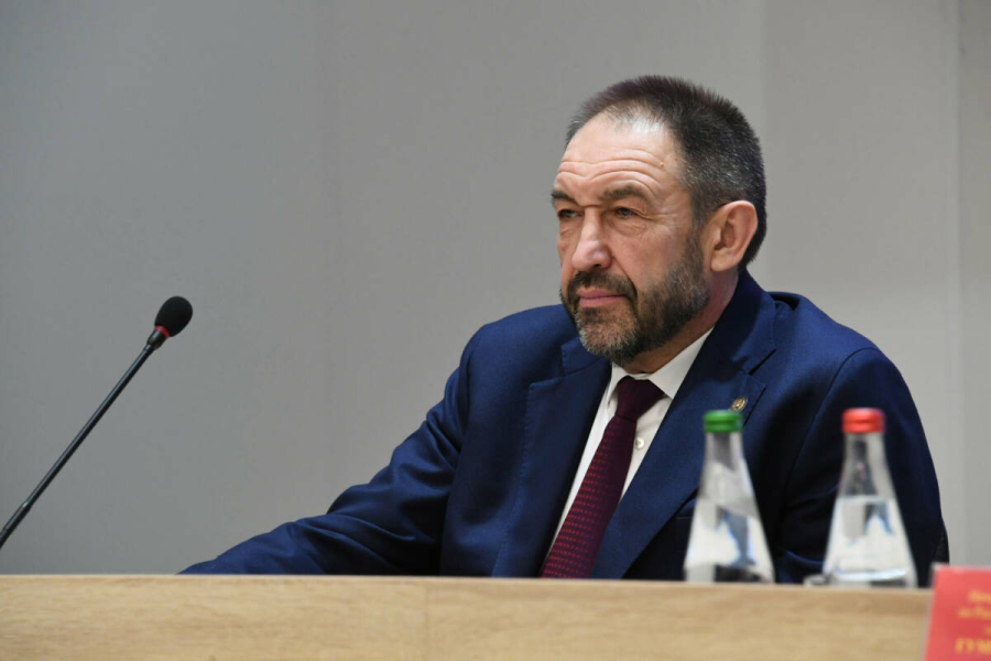 Алексей Песошин открыл соревнования по пожарно-спасательному спорту в Казани